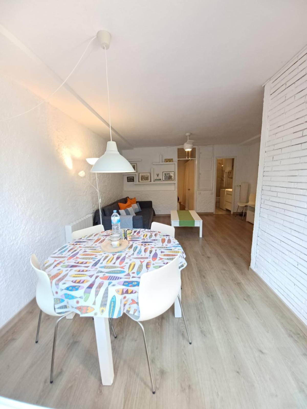Apt con piscina en Calella de Palafrugell, parking gratuito Exterior foto